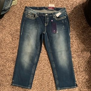 Women's jean capris
